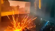 Espectadores causan pánico tras encender fuegos artificiales en una sala de cine de la India