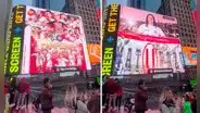 Título de Universitario con imágenes del Matutazo se proyectó en el Time Square de Nueva York
