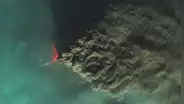 La impactante imagen de la erupción del volcán más alto de Eurasia: una nube de cenizas de 1.600 km