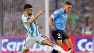 Uruguay derrotó 2-0 a Argentina y quedó en el segundo lugar en las Eliminatorias 2026