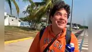 ‘Ojitos de huevo’: ¿quién es Alexis Arroyo, comediante ciego que protagoniza la serie de Netflix?