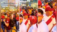 Hincha hace ingeniosa combinación de gorra venezolana y polo de Perú: “Es un orgulloso 'peruzolano'”