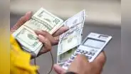 Dólar inicia la jornada con ligero retroceso y se cotiza en S/3,7326 este lunes 27 de noviembre