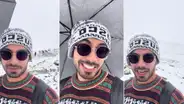 Turista visita Montaña de 7 colores, pero la encuentra cubierta de nieve: “Está para colorear”