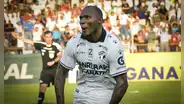 ¡Póker de Juan Anangonó! Comunicaciones goleó 5-0 a Malacateco y avanzó a semifinales
