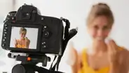 Influencers y negocios ya no estarán obligados a colocar su RUC en publicidad digital