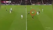 Capitán de Luton Town se desplomó durante partido de la Premier League y suspendieron el juego