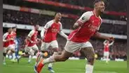 Arsenal ganó 2-0 a Brighton y continúa en lo más alto de la Premier League