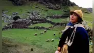 Una pareja vive sola a 4.300 m s. n. m., en los Andes del Perú: ¿cómo es su día a día?