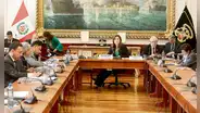 Congreso avanza proceso para destituir a la Junta Nacional de Justicia