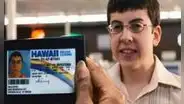 'McLovin' y la vez que filmó una escena de sexo en 'Superbad' frente a su madre
