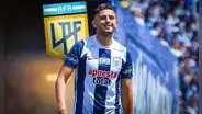 Carlos Zambrano negocia con club de Argentina tras no ser tomado en cuenta por Alianza Lima