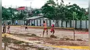 Así fue la carrera extrema sobre barro en Yurimaguas: el premio era una llanta