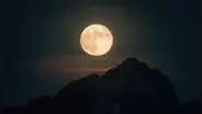 Luna llena enero 2024: ¿cuándo, a qué hora y cómo ver la luna de lobo?