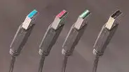 ¿En qué se diferencian los cables USB de color blanco, negro, azul y rojo?