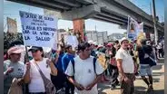 SJL: vecinos realizan plantón frente a Sedapal y exigen distribución gratuita de agua potable