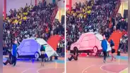 Parodian ampay de Christian Domínguez en Carnaval de Huaraz a ritmo de ‘Cómo se mata el gusano’