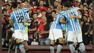 Racing dio el golpe en Rosario: goleó 4-0 a Newell's, de Mauricio Larriera, por la Copa de la Liga