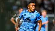 Hinchas de Belgrano 'explotan' contra su DT por sacar a Bryan Reyna: "El peor cambio de la historia"