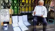 Adulto mayor vende sus poemas a S/1 en Arequipa y sueña con publicar su primer libro