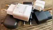 ¿Qué puede pasarle a tu teléfono si utilizas un cargador genérico por mucho tiempo?
