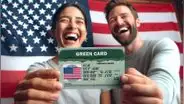 ¿Tienes tu Green Card? Cumple estas obligaciones para evitar ser deportado en Estados Unidos