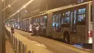 Metropolitano: reportan larga cola de buses varados en la estación Emancipación