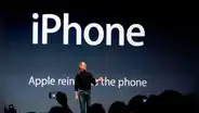 ¿Cómo iba a llamarse el iPhone? Los 4 nombres que se barajaron y que Steve Jobs descartó