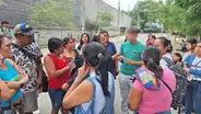 Joven no pudo ingresar a rendir examen de la UNP: madres le regalan dinero para que vuelva a postular