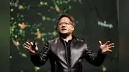 De lavar platos a fundar una compañía que vale más que Amazon y Google: conoce la historia de Jensen Huang