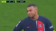 Mbappé y el gesto que se volvió viral tras ser sustituido nuevamente por Luis Enrique en el PSG