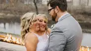 La gemela siamesa Abby Hensel se casa con veterano de Estados Unidos: fue una boda secreta