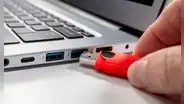 ¿No puedes ver los archivos de tu memoria USB? Los métodos secretos que solucionan el problema