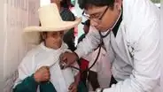 Exministro de Salud en contra de que médicos desaprobados entren a Serums: "No pueden ejercer"