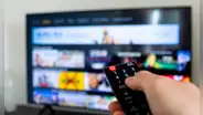 ¿Cuál es el método ideal para apagar tu smart TV y cada cuánto conviene realizarlo?