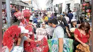 Rafael López Aliaga pide ayuda al Gobierno tras fracasar con el comercio informal