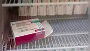 Las razones por las que AstraZeneca retira su vacuna contra el Covid-19 en todo el mundo