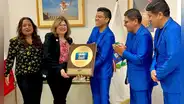 Estados Unidos honra a Grupo 5 con placa de oro por su impacto musical global