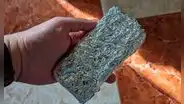 ¿Qué pasa si envuelves tu celular con papel aluminio? Hacen experimento y resultado sorprende
