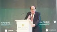 Velarde pide recuperar el manejo técnico de la economía