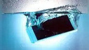 ¿Cómo saber si tu smartphone está realmente protegido contra el agua y el polvo?