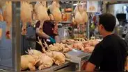 Precio del pollo retrocede de a poco: el kilo se vende a S/9,23 en mercados minoristas