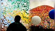 Cleveland lanzó más de 1 millón de globos para superar a Disney en los Guinness y terminó con 2 muertos
