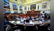 Congreso: denuncian que trabajadores fantasmas son beneficiados con seguros de salud