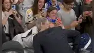 El apasionado beso que Carlo Ancelotti protagonizó con su esposa tras ganar la Champions League