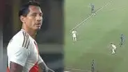 Lapadula y su enérgico reclamo al 'Tunche' Rivera por no entender sus movimientos en el Perú vs. Paraguay