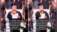 Adulto mayor llora de emoción al graduarse en universidad de Perú y afirma: “Rendirse jamás”