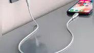 ¿Hay alguna diferencia en cargar tu celular con un cable largo o corto? Te explicamos