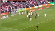 ¡El de los goles importantes! Edison Flores marcó el 1-0 de Perú en el amistoso ante El Salvador
