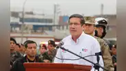 Exministro Chávez Cresta utilizaría vehículo del MININTER, pese a que este no le fue oficialmente asignado